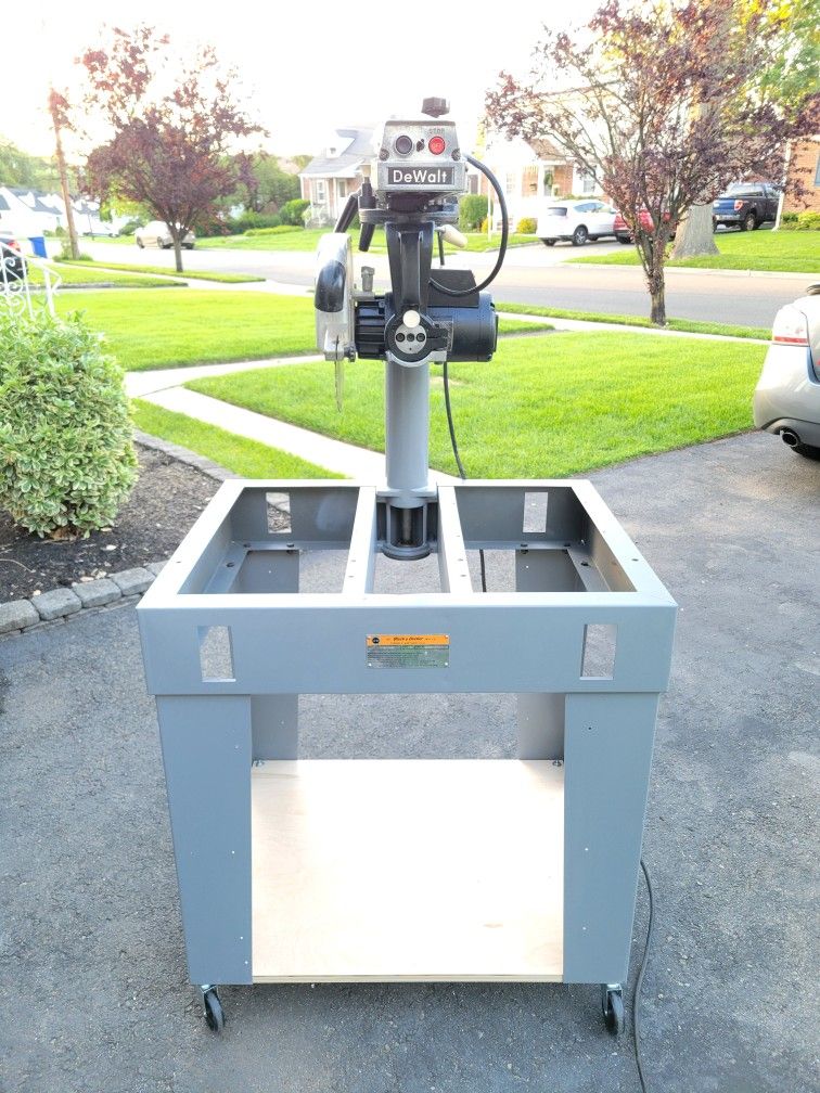 Black & Decker DeWalt 7790 Radial Arm Saw
