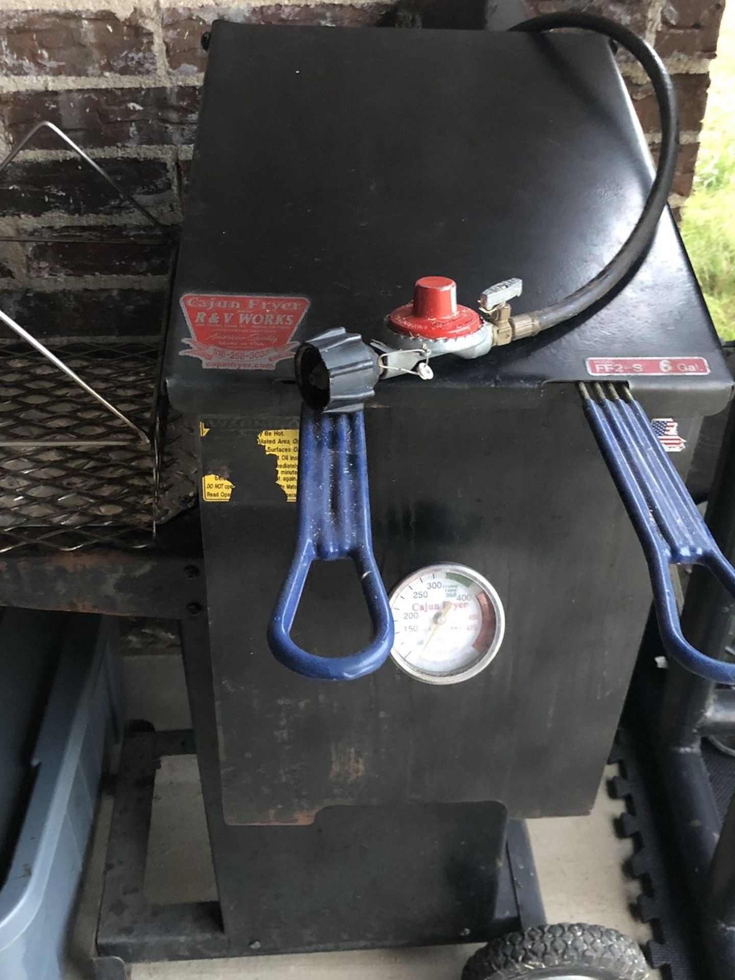 R & V Works FF2-S-ST Cajun deep fryer