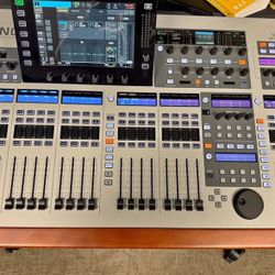 Behringer WING Sound Console 