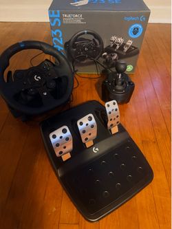 Logitech G923 Racing Wheel + Pedals + Shifter Bundle (Excellent Condition)