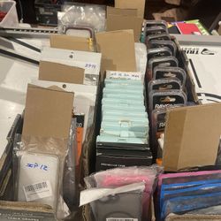 iPhone Cases / Chargers 