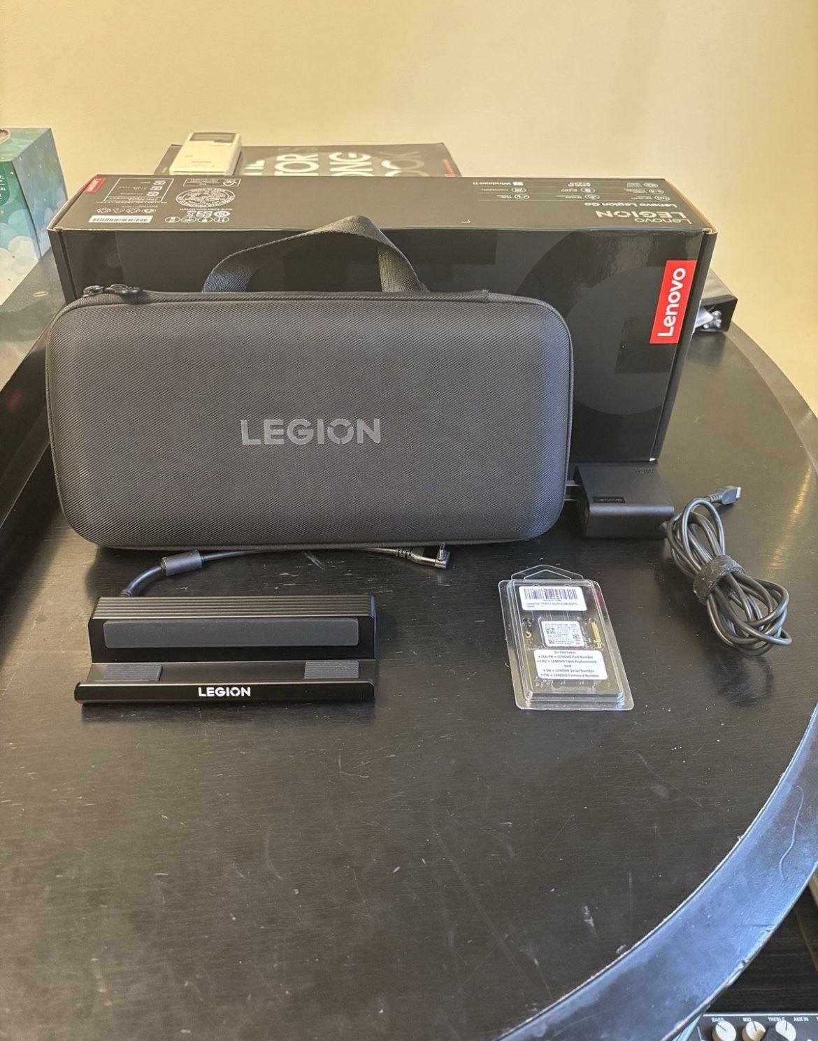 Lenovo Legion Go 1TB W/ Dock & 512GB 2242 SSD
