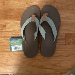 Brand New Chaco Girls Flip Flops - Size 7
