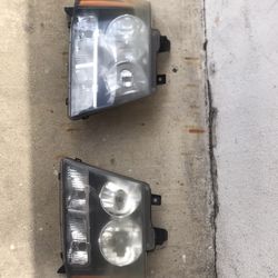 Chevrolet Avalanche Headlights