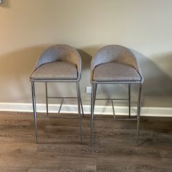 2 Gray Stools