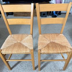 Solid Wood Rush Seat Dining Chairs – Farmhouse Style (Set of 2)