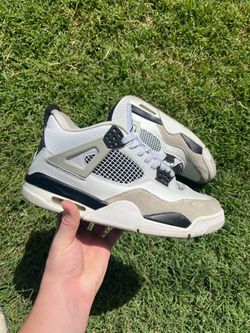 Air Jordan 4 Retro Military Black Sneakers