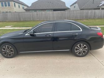 2016 Mercedes-Benz C-Class 4M