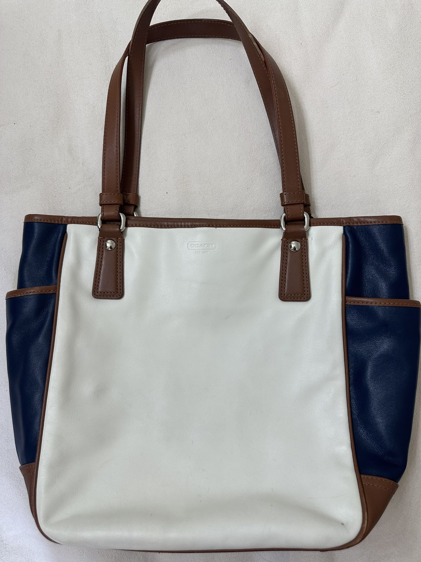 Vintage Coach Est.1941 Color Block White Navy Blue Tan Leather Tote Hand Bag