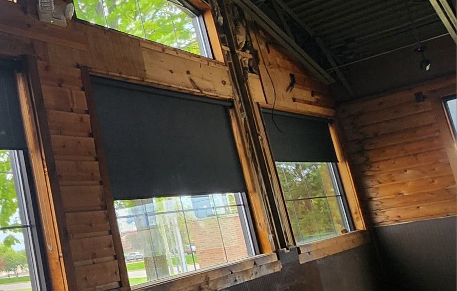 Roller Shades Window Blinds
4 Pieces 60in x 60in $50 each
7 Pieces 95in x 60in $80 each
Cash Only
Pick up in Normal Illinois 61761
Logans Roadhouse