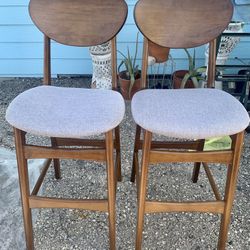 Bar Stools 