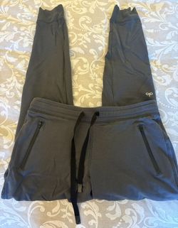 Alo Yoga Sweatpants 