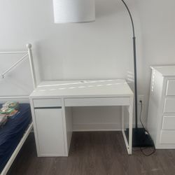 Desk And Lamp 