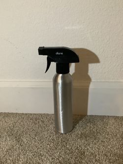 8oz Squirt bottle (2 settings)