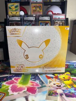 Pokemon TCG 30th Celebrations Pokemon Center ETB