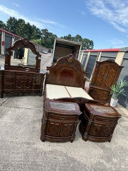King bedroom set Michael amini