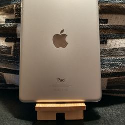 iPad mini  2012 with an external keyboard