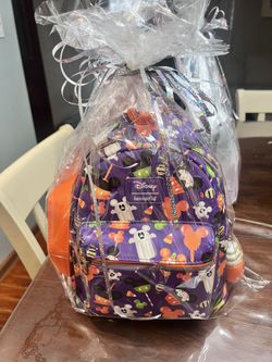Loungefly Disney Halloween Set