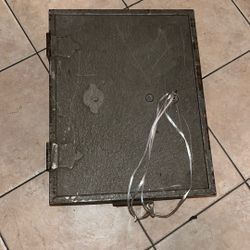 Antique metal Safe with key