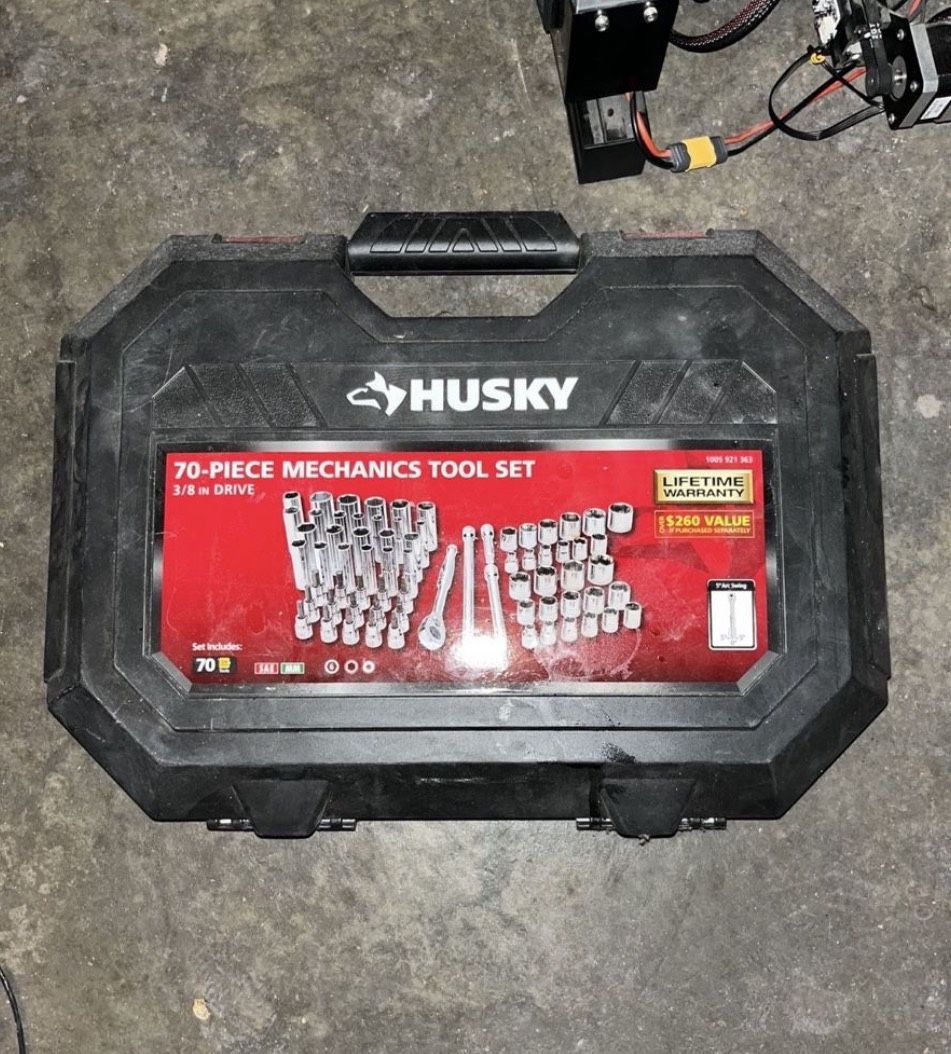 Husky mechanics 70pc tool set
