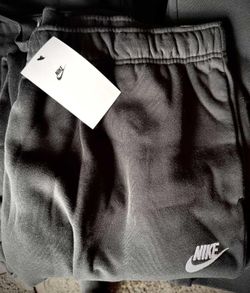 Women’s Nike Sweats Brand New