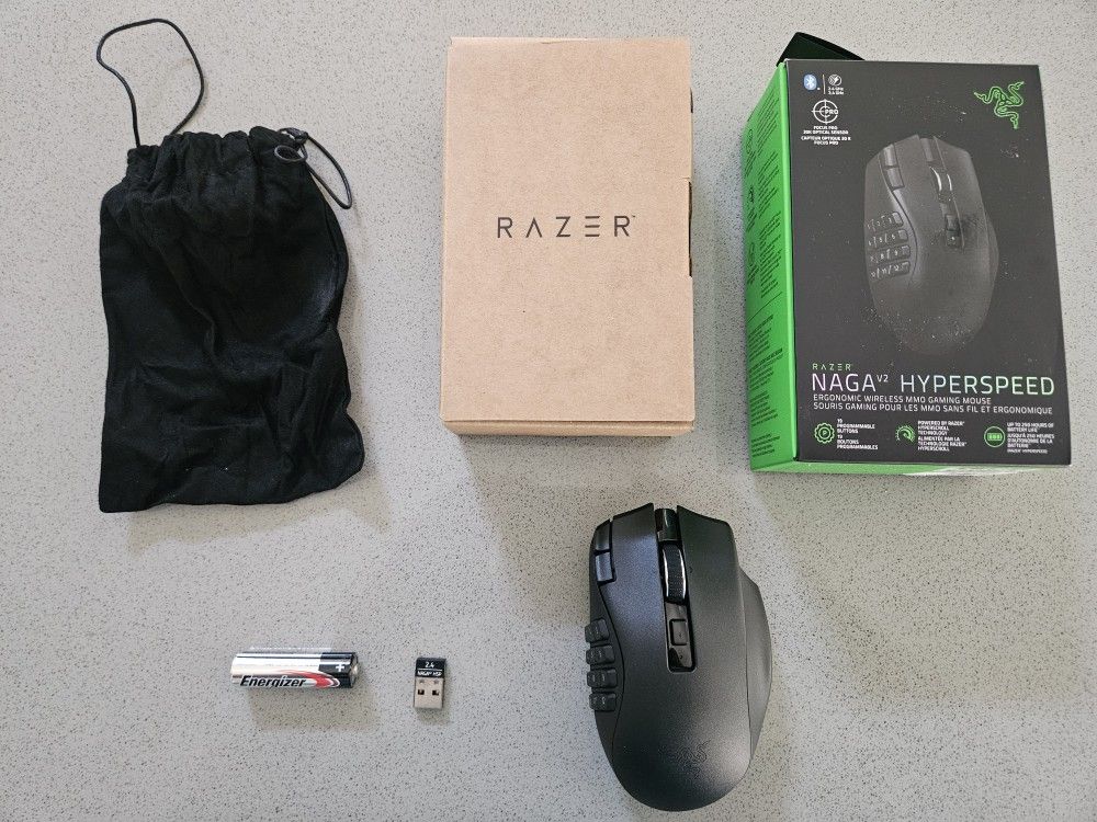 Razer Naga V2 HyperSpeed Wireless Gaming Mouse 