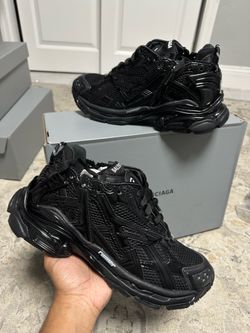 Balenciaga runners size 8👟