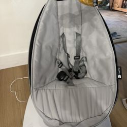 MamaRoo® multi-motion baby swing