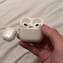 Airpods 4