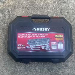 Husky 125 Piece Tool Set 