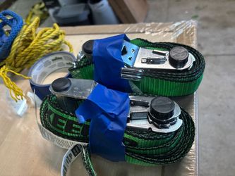 2 Used Ratchet Straps - Great Condition