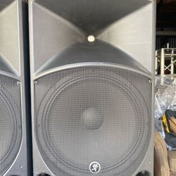 Mackie Spekers With Stands