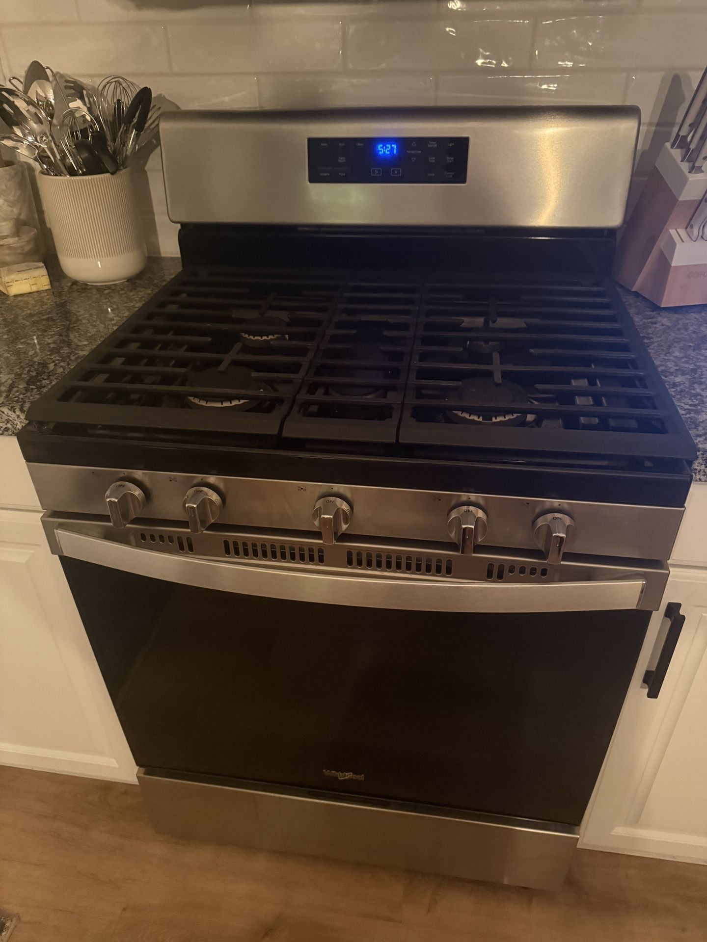 Whirlpool Gas Range / Oven