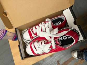 Red converse