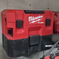 M12 Fuel Vacume 80$ Couple  Months Old 