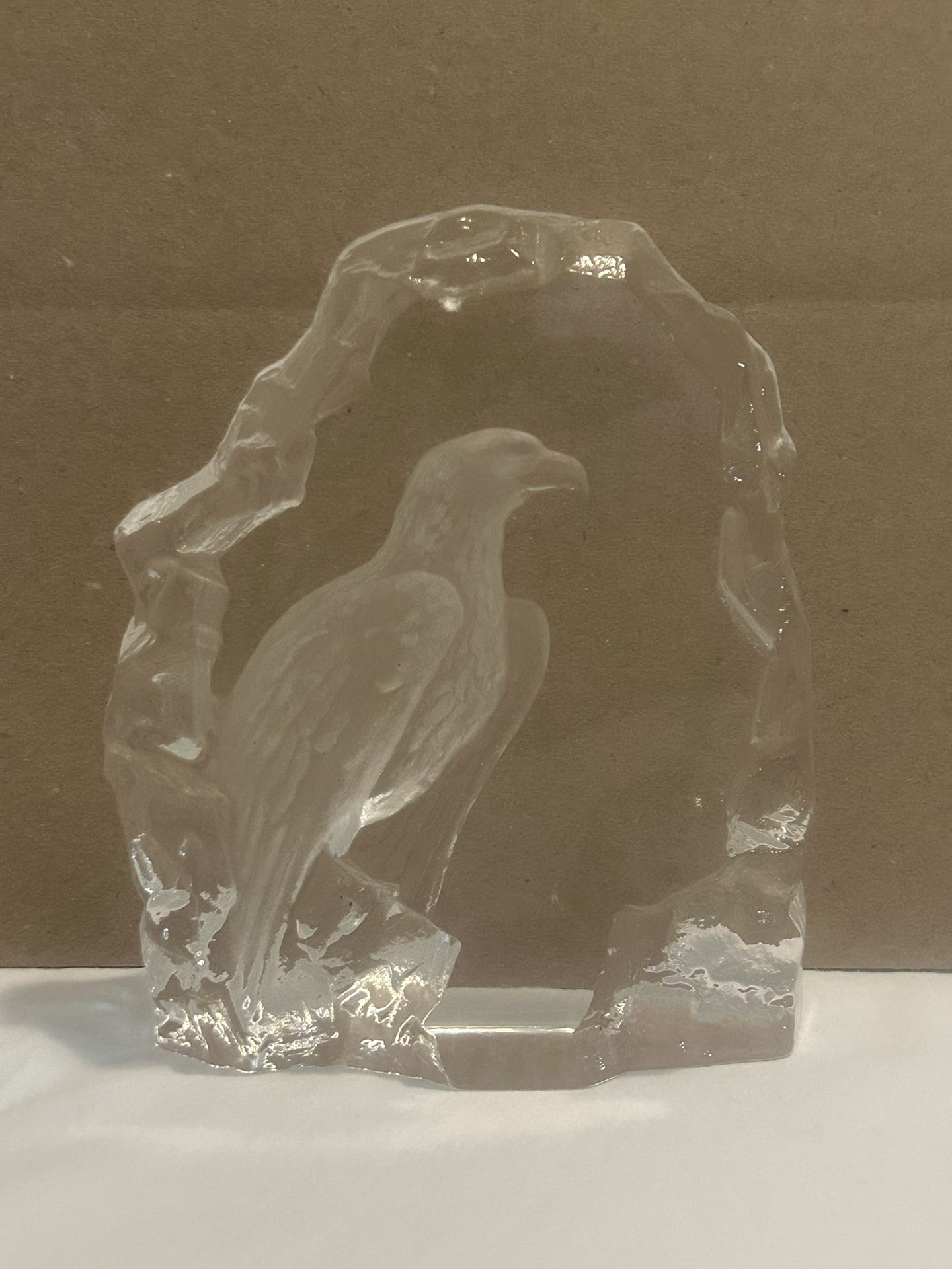 Mats Jonasson Crystal Etched American Eagle Sculpture Paperweight