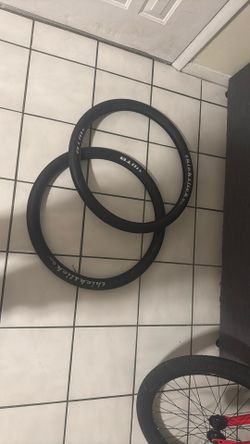 Thick slick 26 inch bike tires