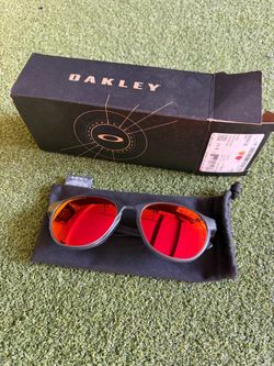 Oakley Reedmace Polarized Prizm Ruby Matte Grey