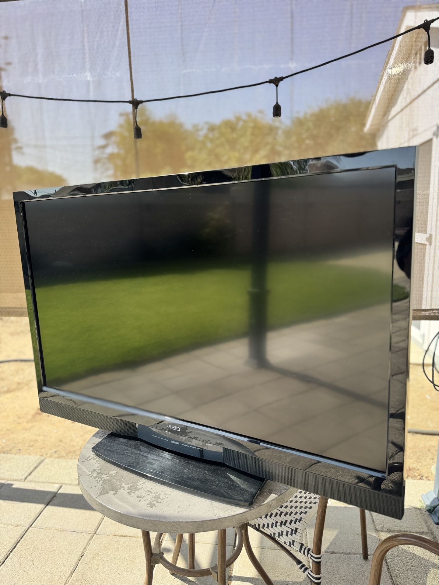 Vizio 47” LCD TV