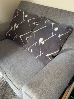 Oversized Chair/Loveseat - Throw Pillows Included