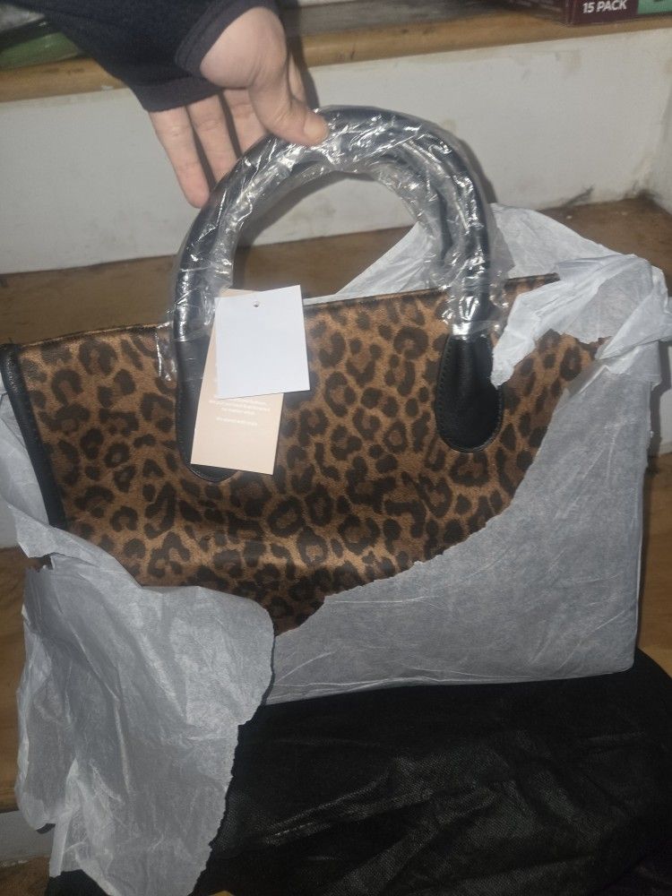 Leopard heels with matching purse