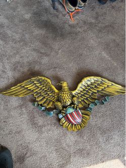 Vintage 1963 Syroco Old Glory Patriotic Eagle Wall Plaque Shield USA Deco