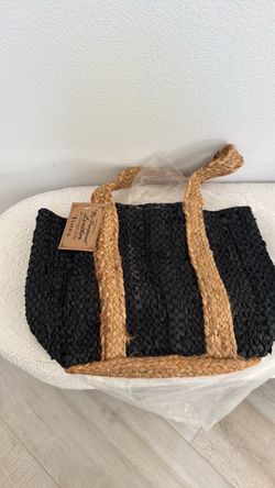 Leather tote bags