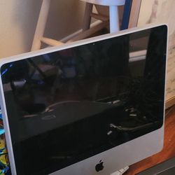 2008 MAC el Capitan With Keyboard.