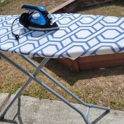 Ironing Board And Iron Set