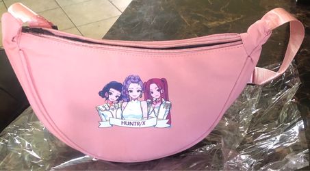 K-pop Demon Hunters Pink Crossbody bag