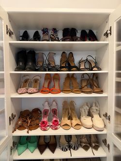Shoes pack