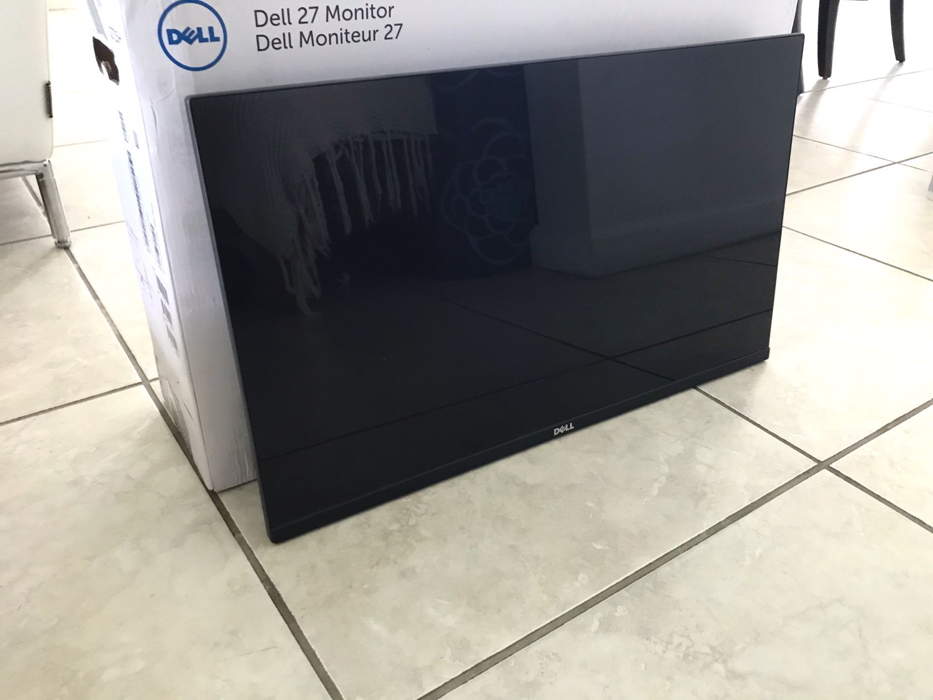 Dell Monitor 27” (inch) Full HD