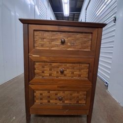 3 Drawer End Table 