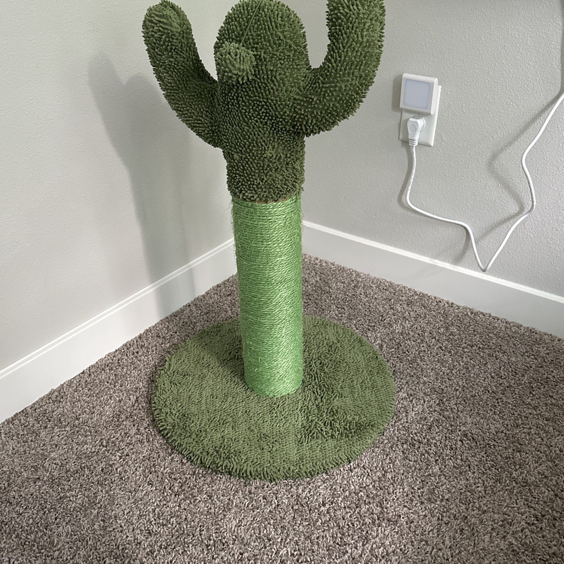 Cat Scratching Post Like New Not Used